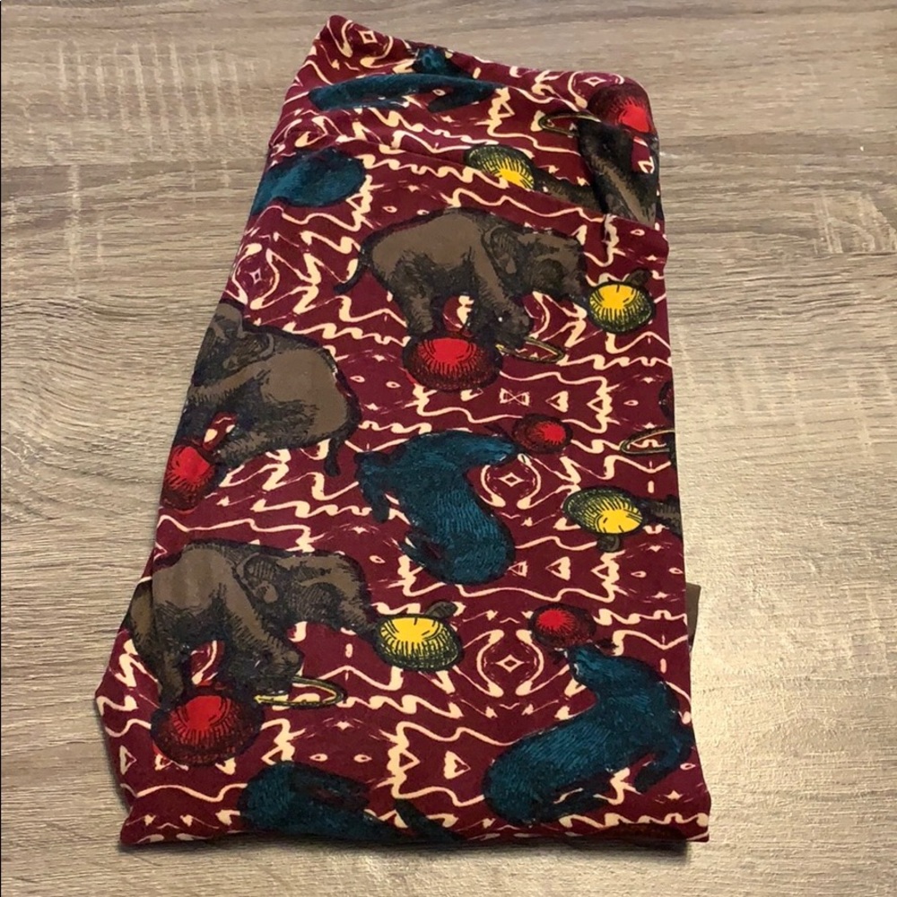 Elephant and seal leggings
